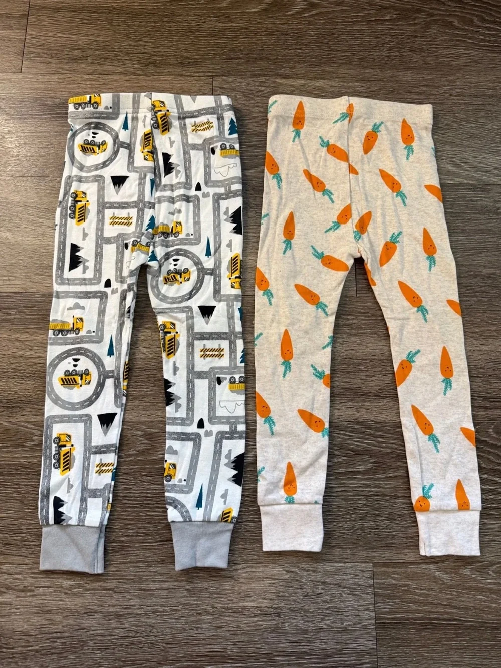 Old Navy 100% Cotton PJ Pants 2-PACK Roads & Carrot